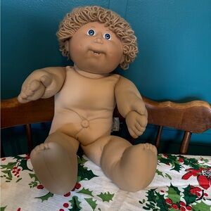 Cabbagepatch Doll Light Brown Hair Blue Eyes Vintage  1986